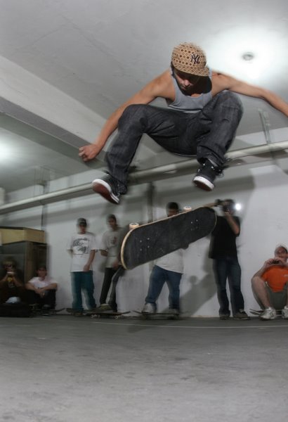 Carlos Dudu  nollie bs flip